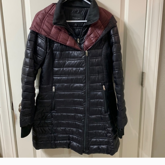 Andrew Marc Jackets & Blazers - Andrew Marc Black Puffer Cost SZ.L